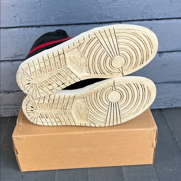 2015 Nike Air Jordan 1 Retro High GS Rare Air Bred Sneakers - Picture 5 of 7